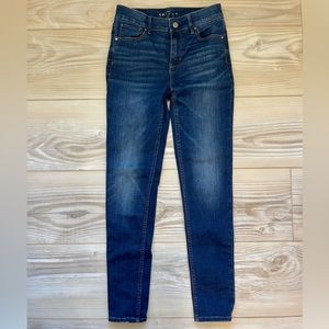 Size 0 WHBM Skinny Jeans Lightly worn